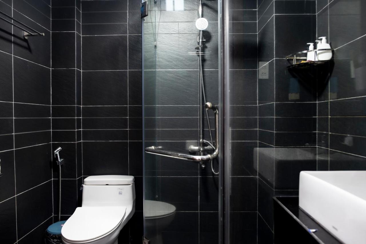 The Light Apartment Da Nang Bagian luar foto