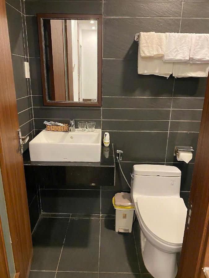 The Light Apartment Da Nang Bagian luar foto